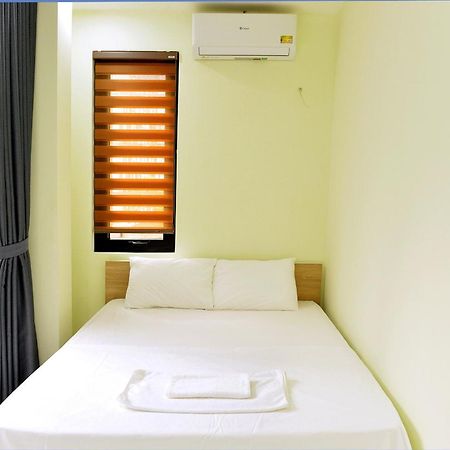 Era Apartment Xuan Thuy Hanoi Exterior photo