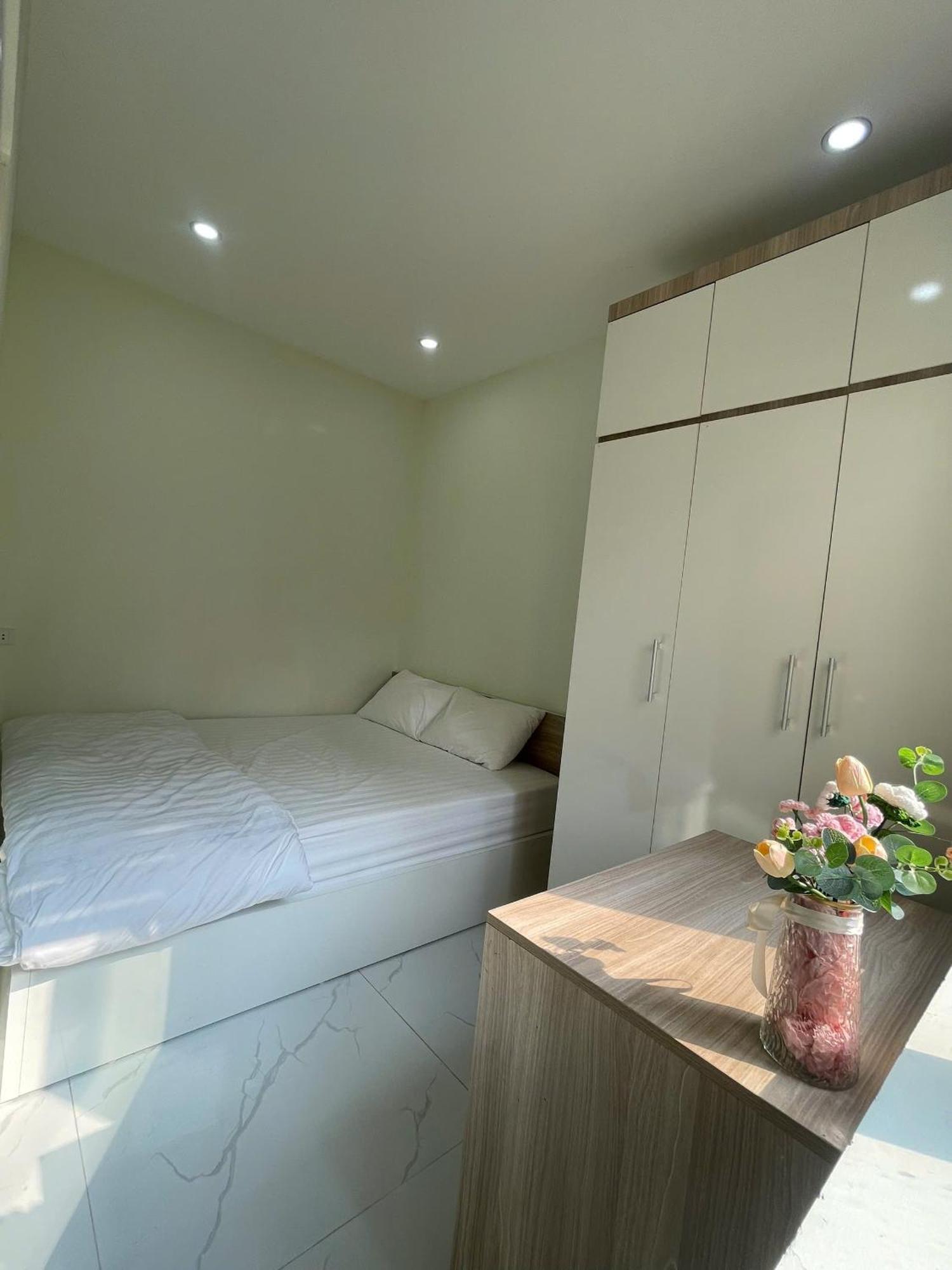 Era Apartment Xuan Thuy Hanoi Exterior photo