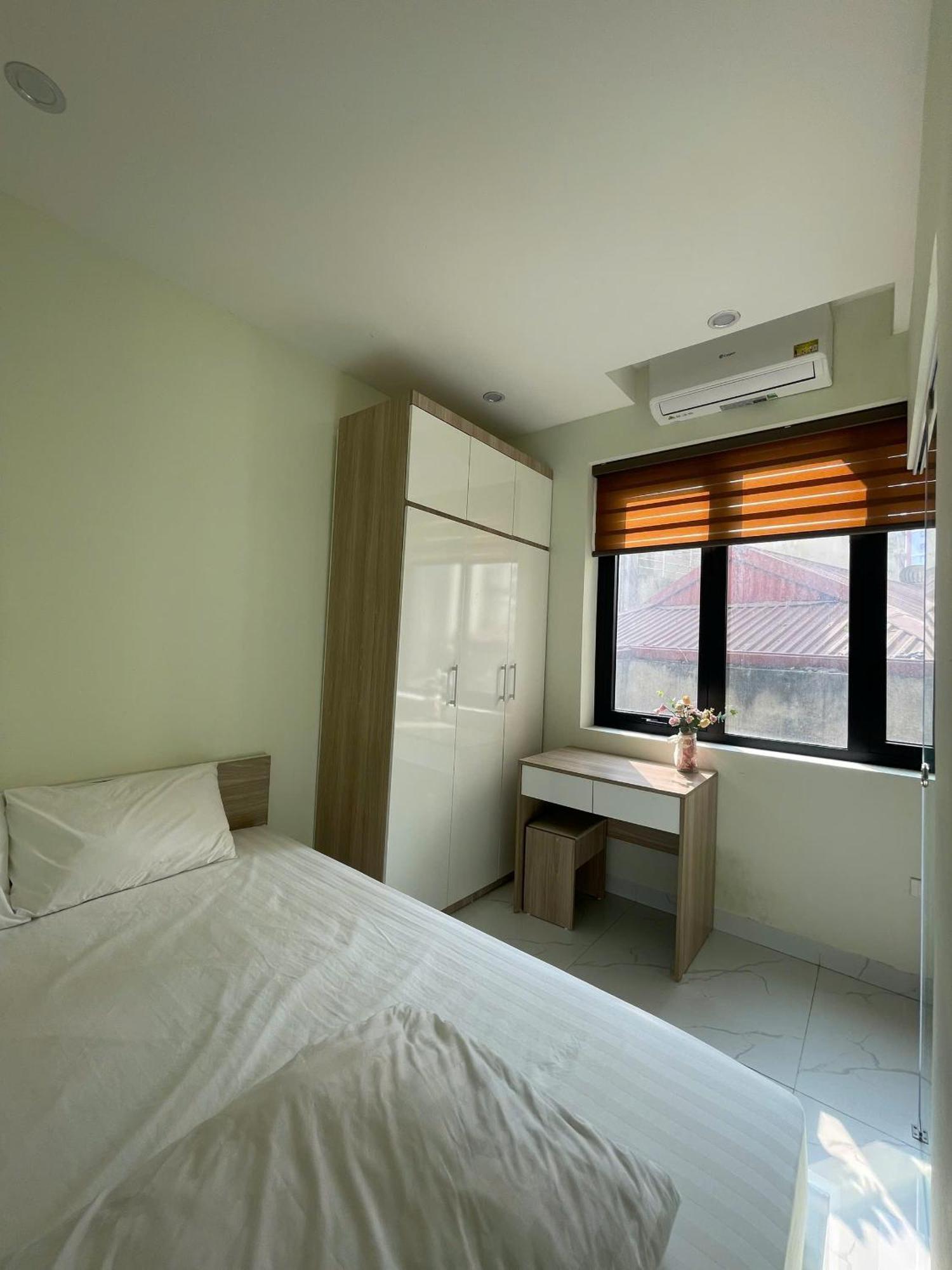 Era Apartment Xuan Thuy Hanoi Exterior photo