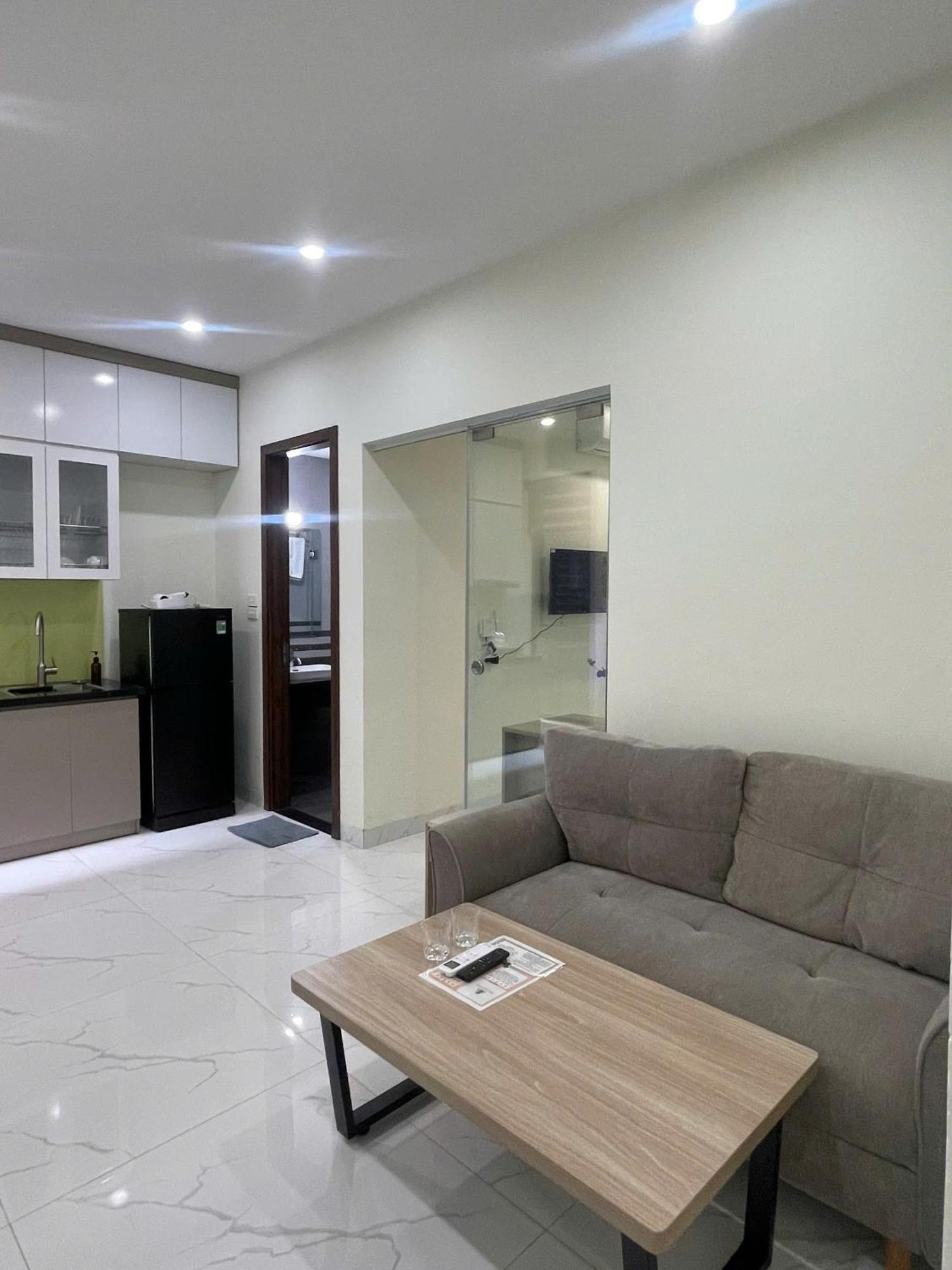 Era Apartment Xuan Thuy Hanoi Exterior photo